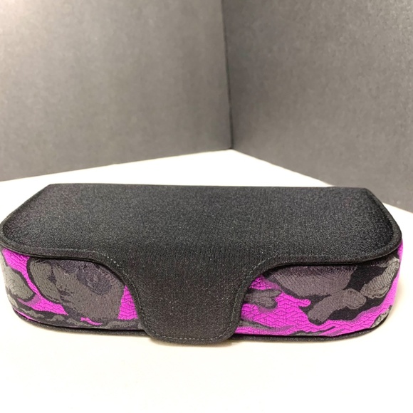 Clutch/Purse in Black and Purple with Snap - Picture 3 of 7